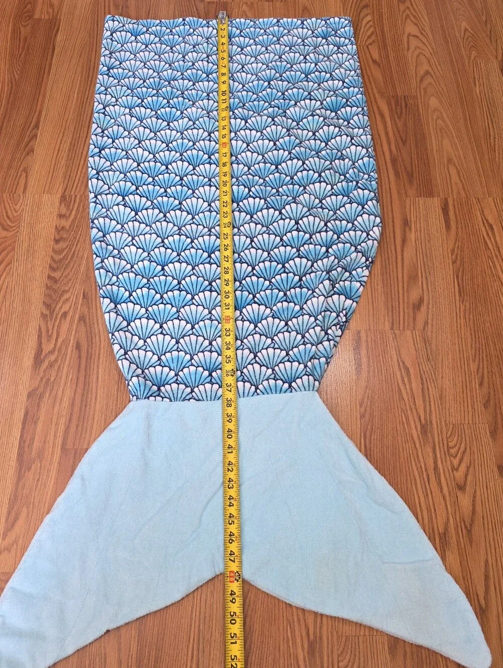 JUSTICE Mermaid Tail Climb In Wrap Turquoise Shell Beach Towel Blanket *EUC*